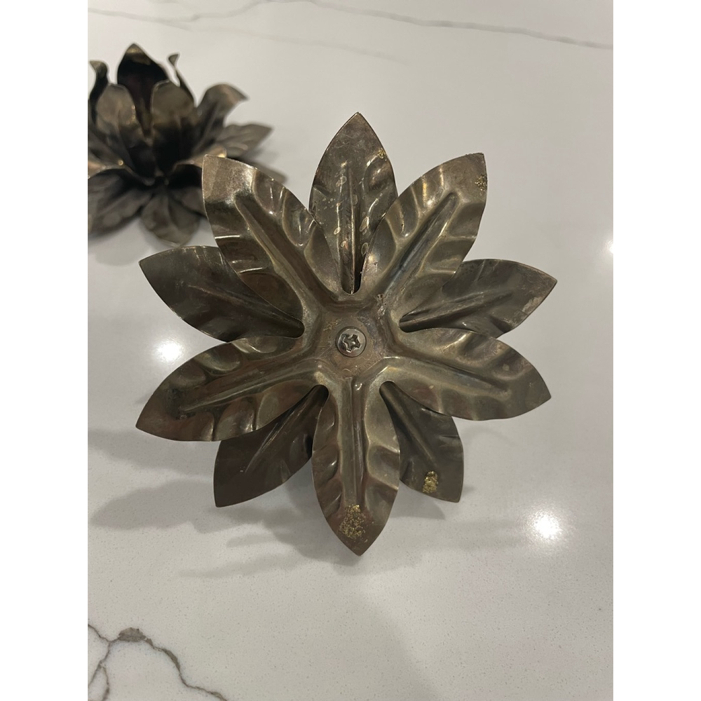 Vintage Metal Brass Flower Poinsettia Tapered Candle Holder Gold MCM Whimsical - Picture 4 of 7